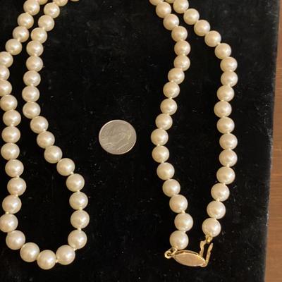 Vintage 28" Knotted White Freshwater Pearl Necklace with Gold Clasp - 7-8mm Pearls