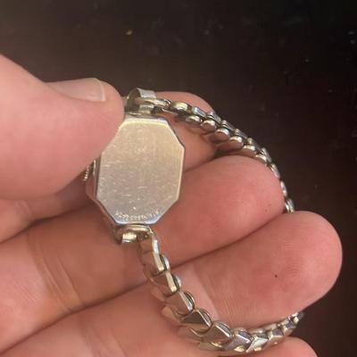 Vintage “Pearlhard” Brand Ladies Manual Wind Rectangular Wristwatch - Silver Bracelet