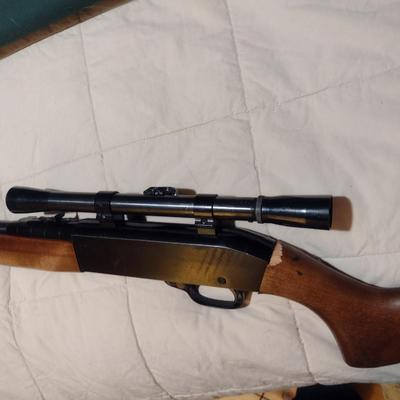 Ted Williams Sears Roebuck Model 3T, 22 Caliber Rifle with Carry Bag