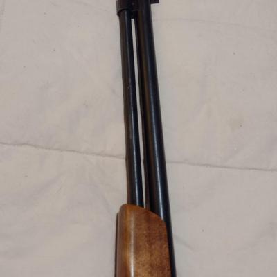 Ted Williams Sears Roebuck Model 3T, 22 Caliber Rifle with Carry Bag