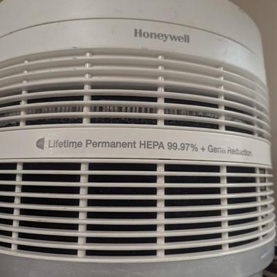 Honeywell HEPA 99.97% + Germ Reduction