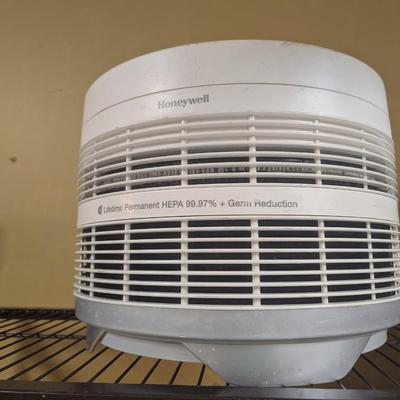 Honeywell HEPA 99.97% + Germ Reduction