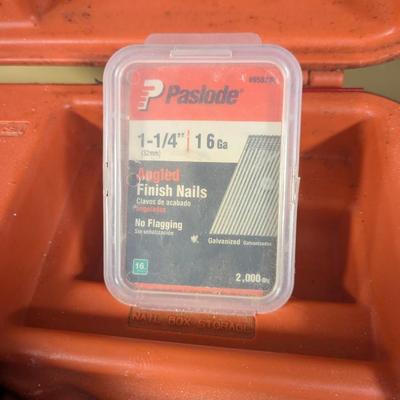 Cordless Paslode Nailer