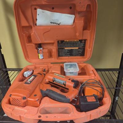 Cordless Paslode Nailer
