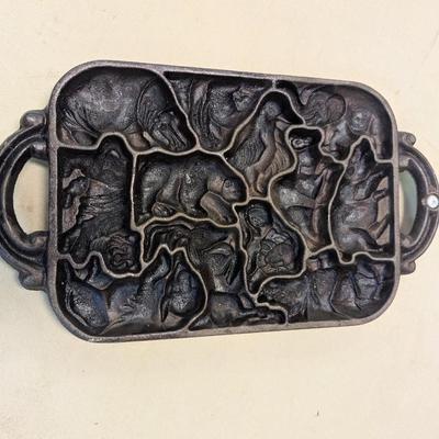 Vintage Cast Iron Animal Puzzle Mold Classic Gourmet John Wright USA