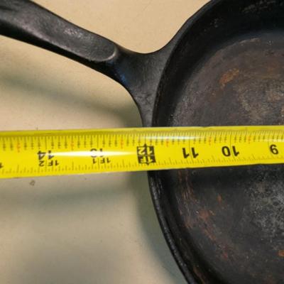 Wagner's 1891 Original Cast Iron Cookware