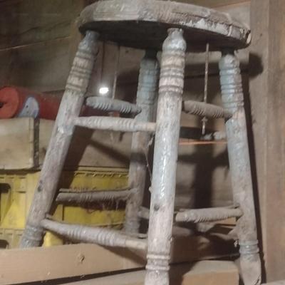 Antique Wood Sitting Stool