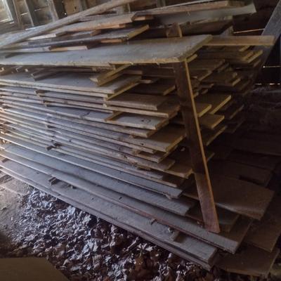 Large Stack of Reclaimed Barnwood Pile B