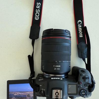 Canon EOS R5 45.0MP Mirrorless Camera - Black (RF 24-105mm f/4 L IS USM kit)