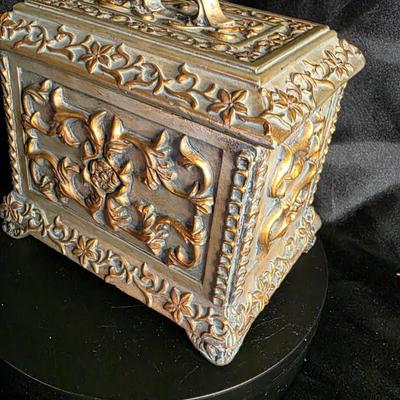Ornate Antique-Gold Floral Resin Jewelry Box – A Timeless Keepsake of Elegance and Artistry