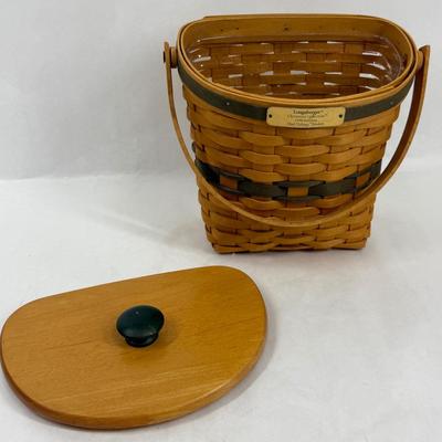 Vintage Longaberger 1998 Christmas Collection Glad Tidings Basket with wooden lid and green accent weaving