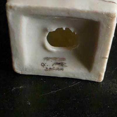 Vintage Porcelain Street Singer Figurine – Hand-Painted Guitarist, Japan Mid-Century