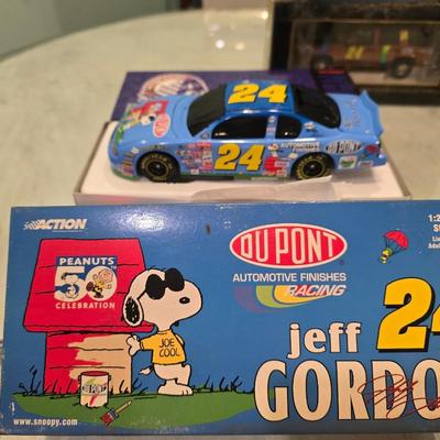 Jeff Gordon Snoopy bank