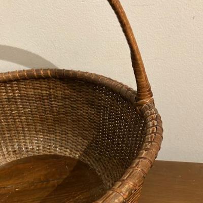 Vintage Nantucket Lightship Basket with Swing Handle