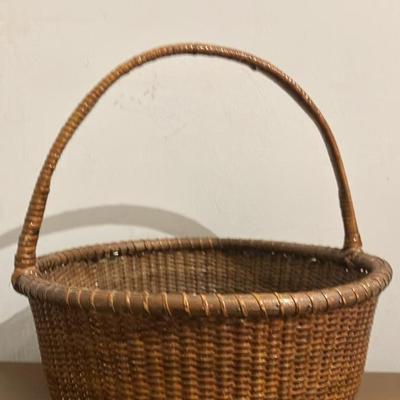 Vintage Nantucket Lightship Basket with Swing Handle