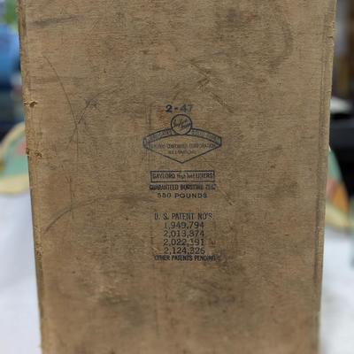Madison's Own Vintage Fauerbach Beer Box