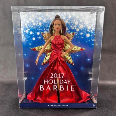 Holiday Barbie | 2017 | Brunette