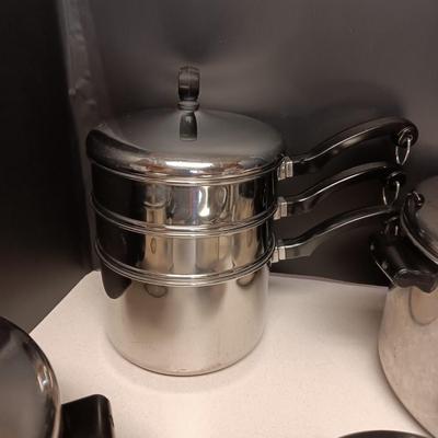 NICE SET OF STAINLESS STEEL FARBERWARE COOKWARE