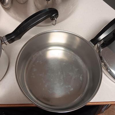 NICE SET OF STAINLESS STEEL FARBERWARE COOKWARE
