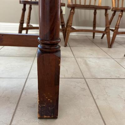 Solid Wood Dining Table with 6 Windsor Chairs