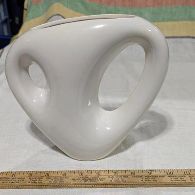 Haeger Floral Retro Abstract White Vase with Original Sticker