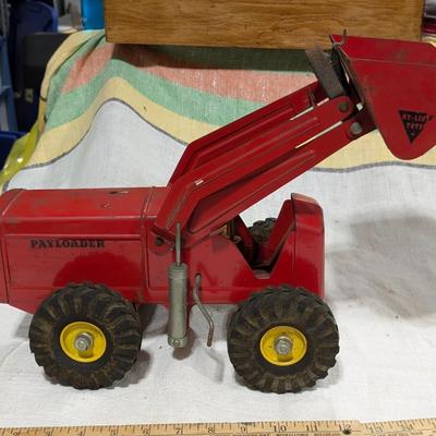 VINTAGE 1950'S NYLINT PAYLOADER PRESSED STEEL CONSTRUCTION TOY