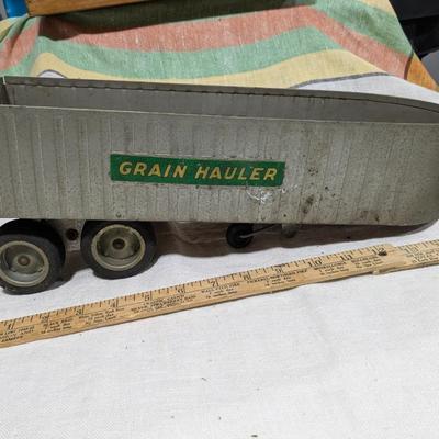 1953 Tonka Grain Hauler Tractor & Trailer Model #550