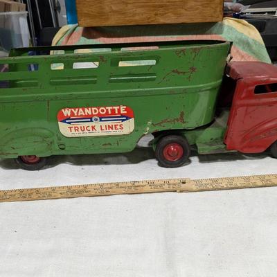 1940’s Wyandotte Truck and Trailer