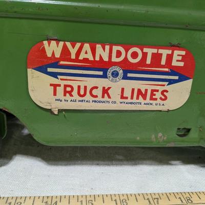 1940’s Wyandotte Truck and Trailer