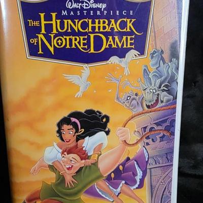 The Hunchback of Notre Dame VHS Tape - Vintage Walt Disney's Masterpiece Collection (1996)