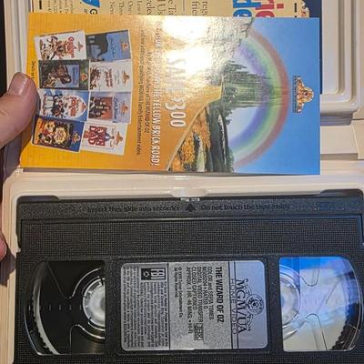 The Wizard of Oz (1996 THX Digitally Mastered) VHS Tape, MGM/UA Family Entertainment Clamshell Case