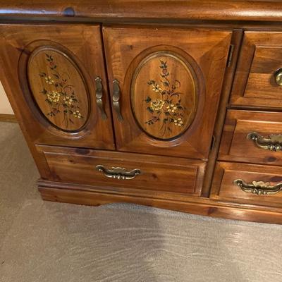 Sale Photo Thumbnail #56: Beautiful Dresser, And Decor