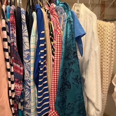 Sale Photo Thumbnail #61: Shoes, Clothing, Suitcases, Hats , & Hangers