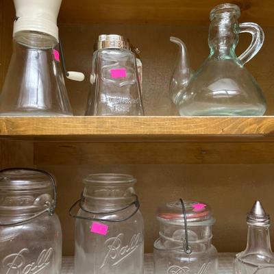 Sale Photo Thumbnail #92: Decorating Tips, Vintage Jars, Pampered Chef and more.