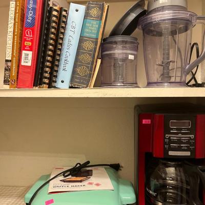 Sale Photo Thumbnail #209: Mr Coffee, Ninja, waffle maker, cook books.