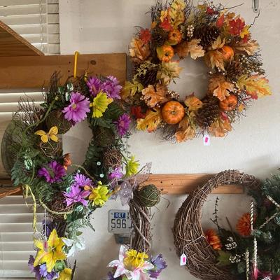 Sale Photo Thumbnail #223: Wreathes, Christmas, fall, spring