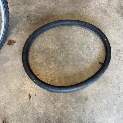 Two “Giant” Brand Bicycles: Boulder & Frantic (G-BC)