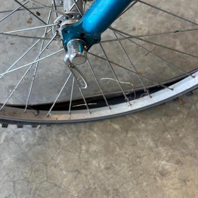 Two “Giant” Brand Bicycles: Boulder & Frantic (G-BC)