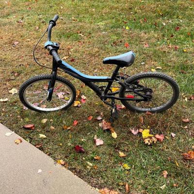 Two “Giant” Brand Bicycles: Boulder & Frantic (G-BC)