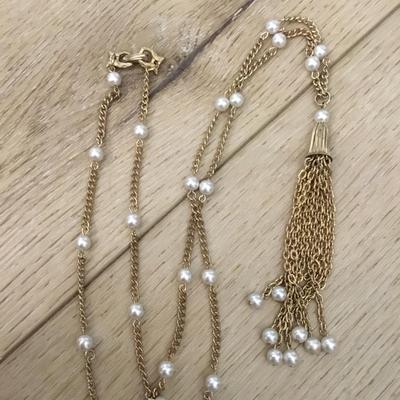 Vintage faux pearl, gold tone, tassel necklace