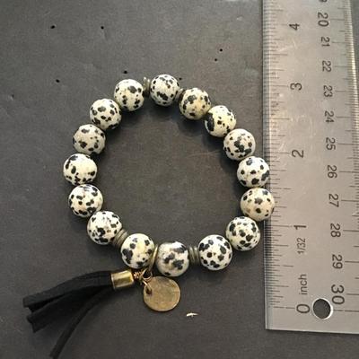 Very nice dalmatian jasper polished stone stretchy bracelet