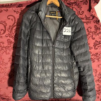 Lady’s Medium Coat