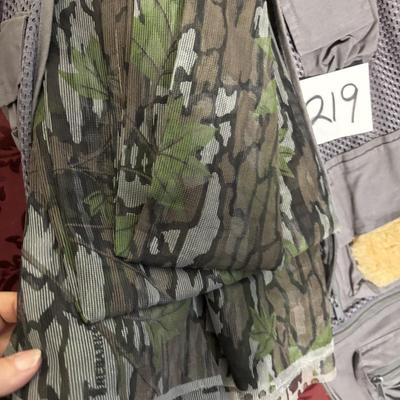 XL Hunting Vest and Cameo Net