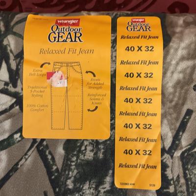 40x32 Wrangler Pants