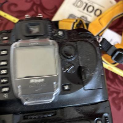 Nikon D100 Camera