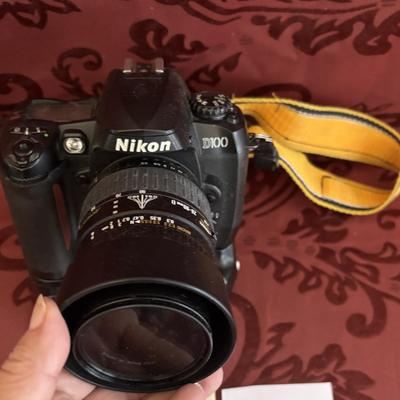 Nikon D100 Camera