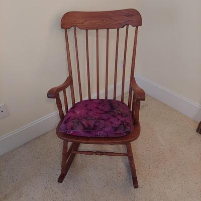 Wooden Rocking Chair with Batik Cushion (BB2-BBL)