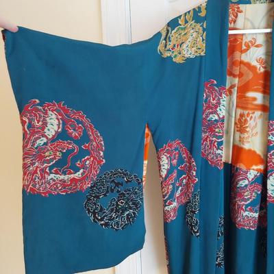 Silk Kimonos & More (BB2-BBL)