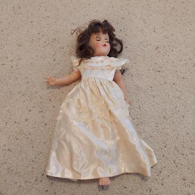 Vintage Collectable Dolls (BB2-BBL)