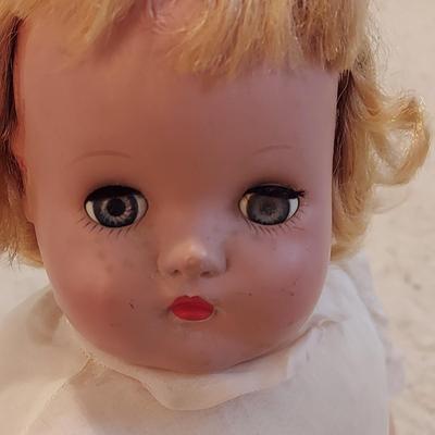 Vintage Collectable Dolls (BB2-BBL)